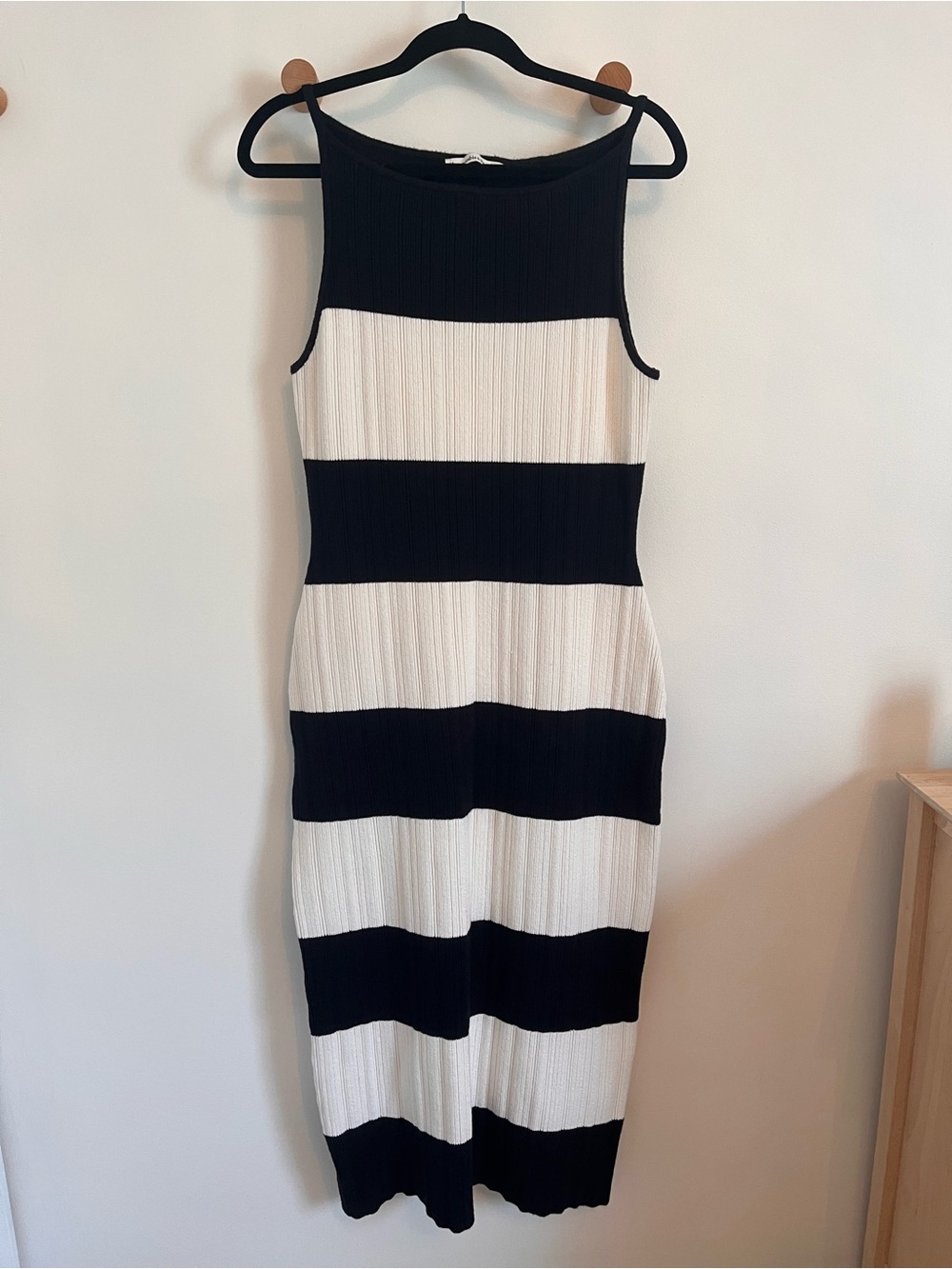 Abercrombie & Fitch Black and White Ribbed Stripe Maxi Dress